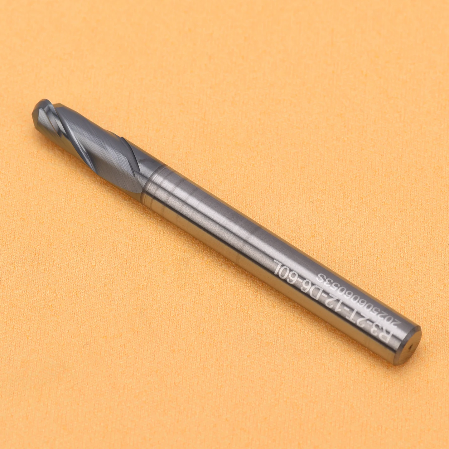Super Hard 68 Degree 2-Edge Die Steel Quenched Tungsten Alloy Ball Head R4 R3-2T-12-D6-60L Custom ODM Milling Cutter